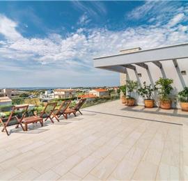 4 bedroom villa with pool near Pula, sleeps 8